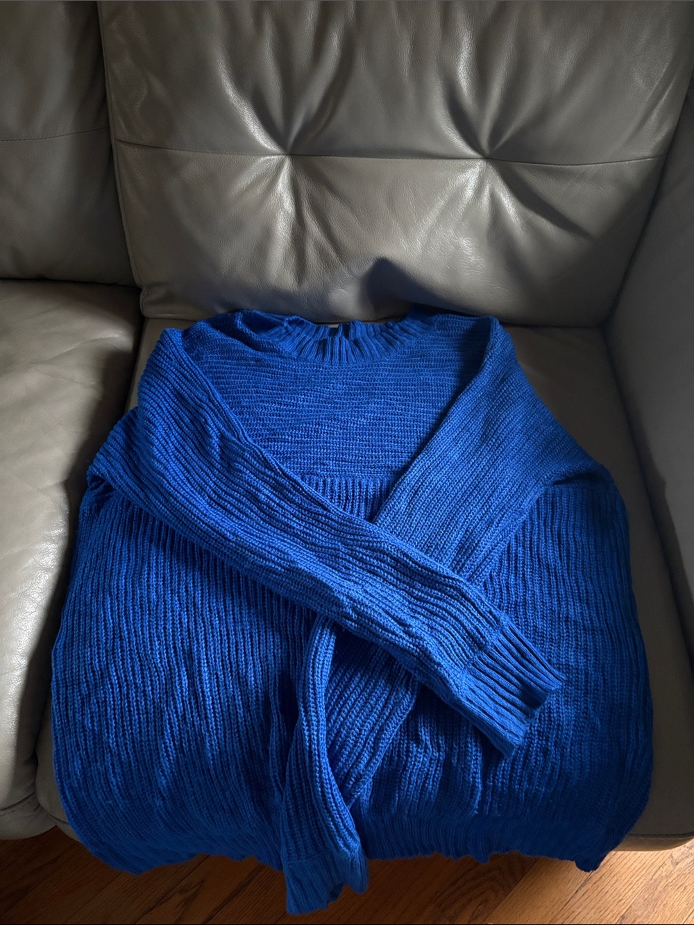 SHEIN woman’s  Bright Royal Blue Ribbed Crewneck Sweater